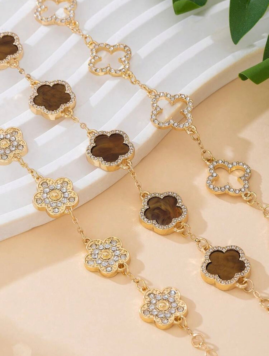 Van Cleef 3pc Rhinestone Embellished ✨