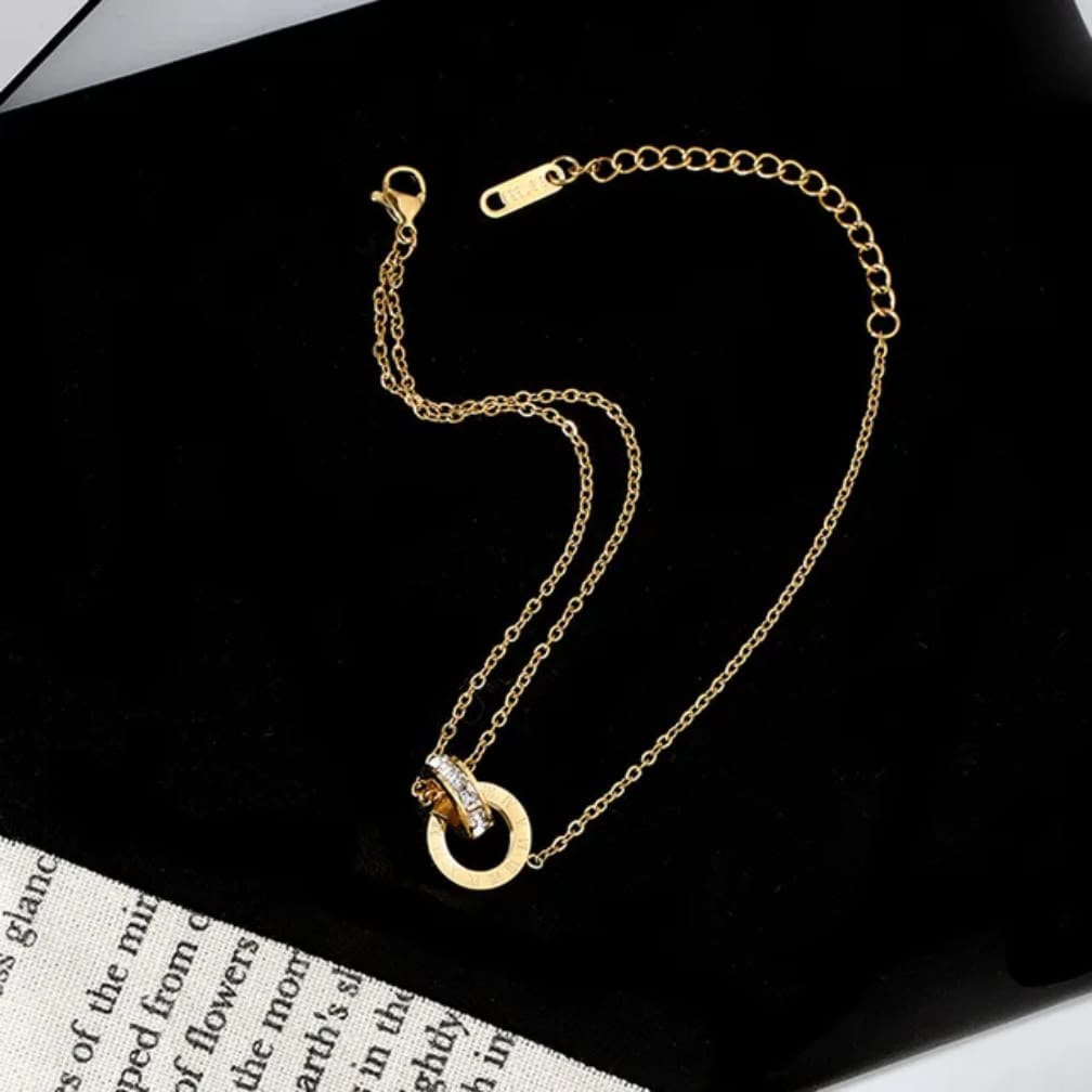 Pendant set