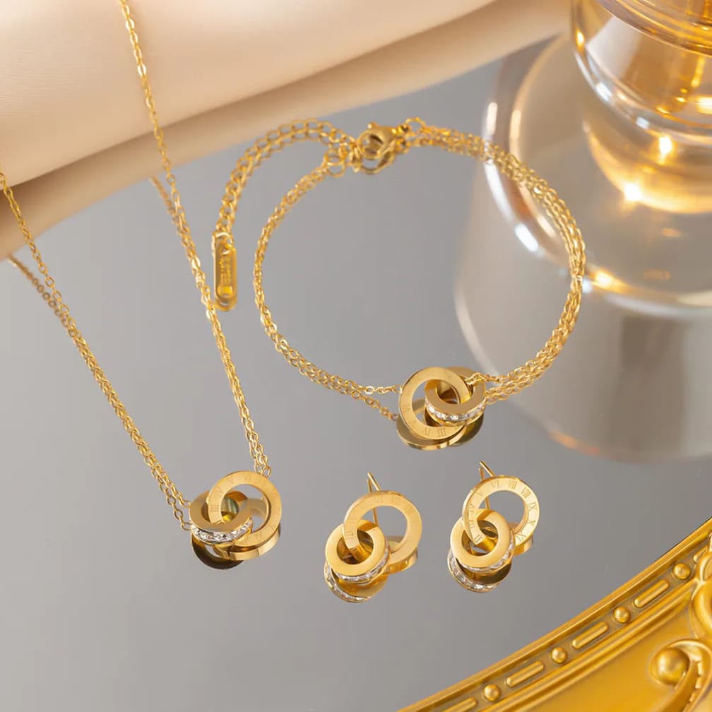 Pendant set