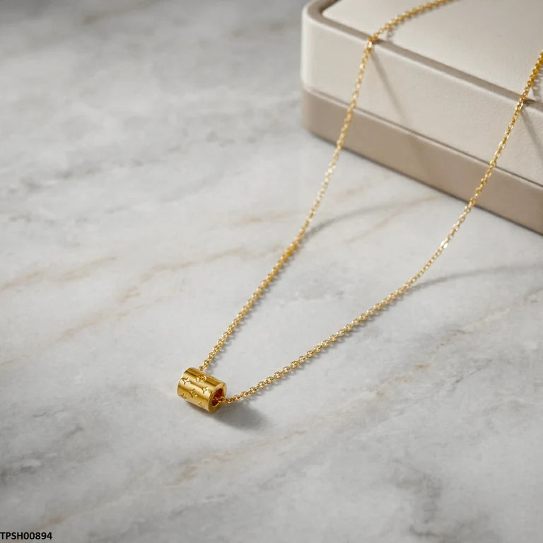 Gold pendant