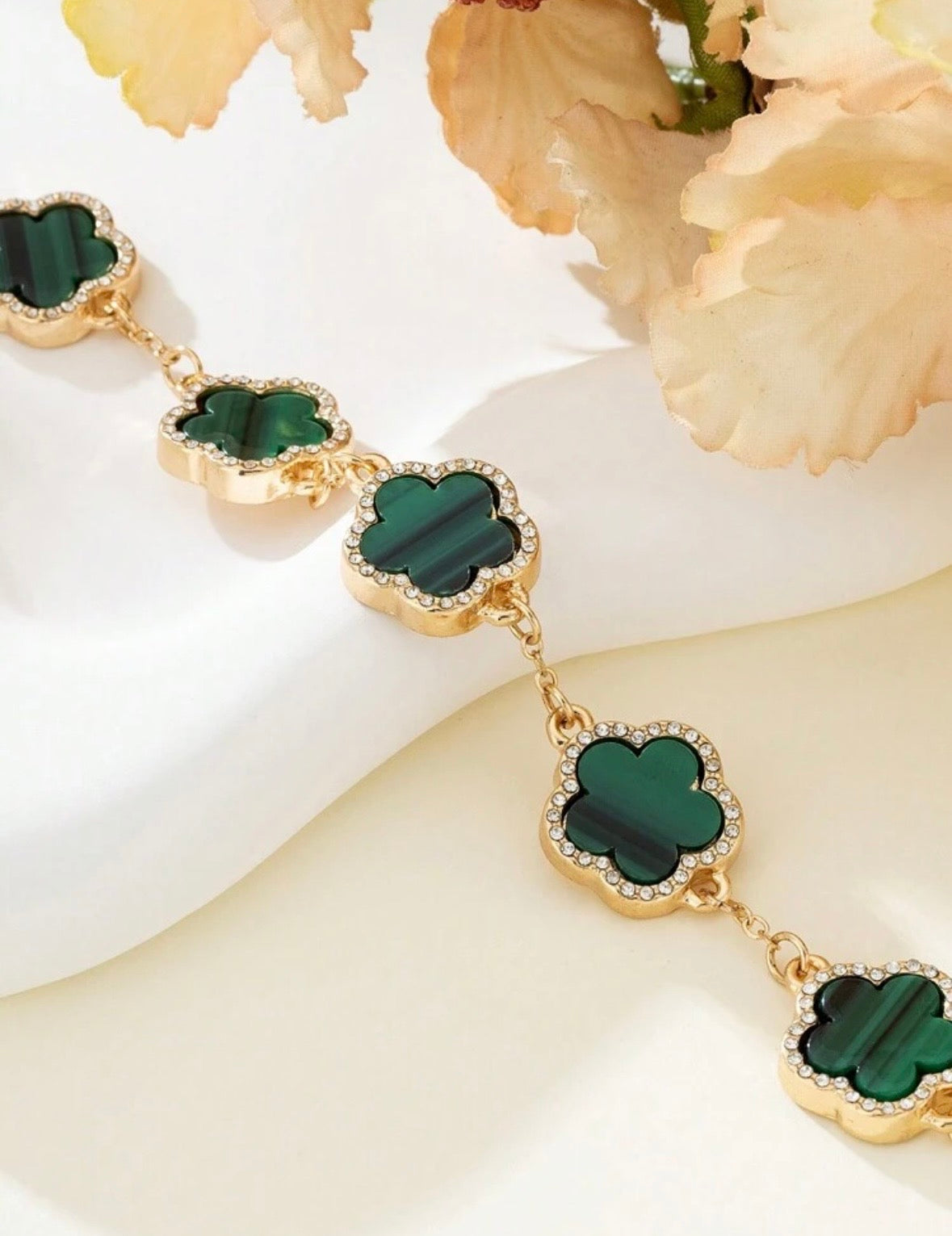 Premium quality clover Bracelet ✨