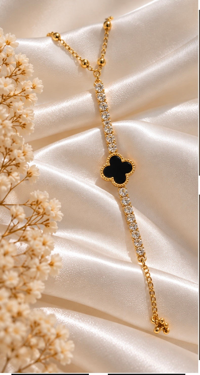 Clover | HAND CHAIN