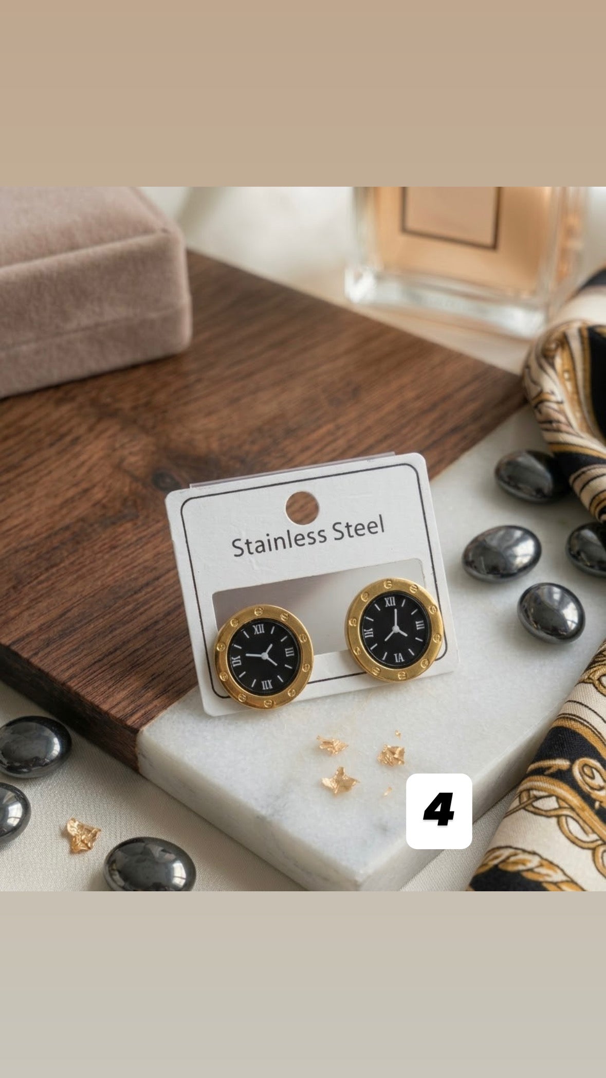 Clock | Ear Studs