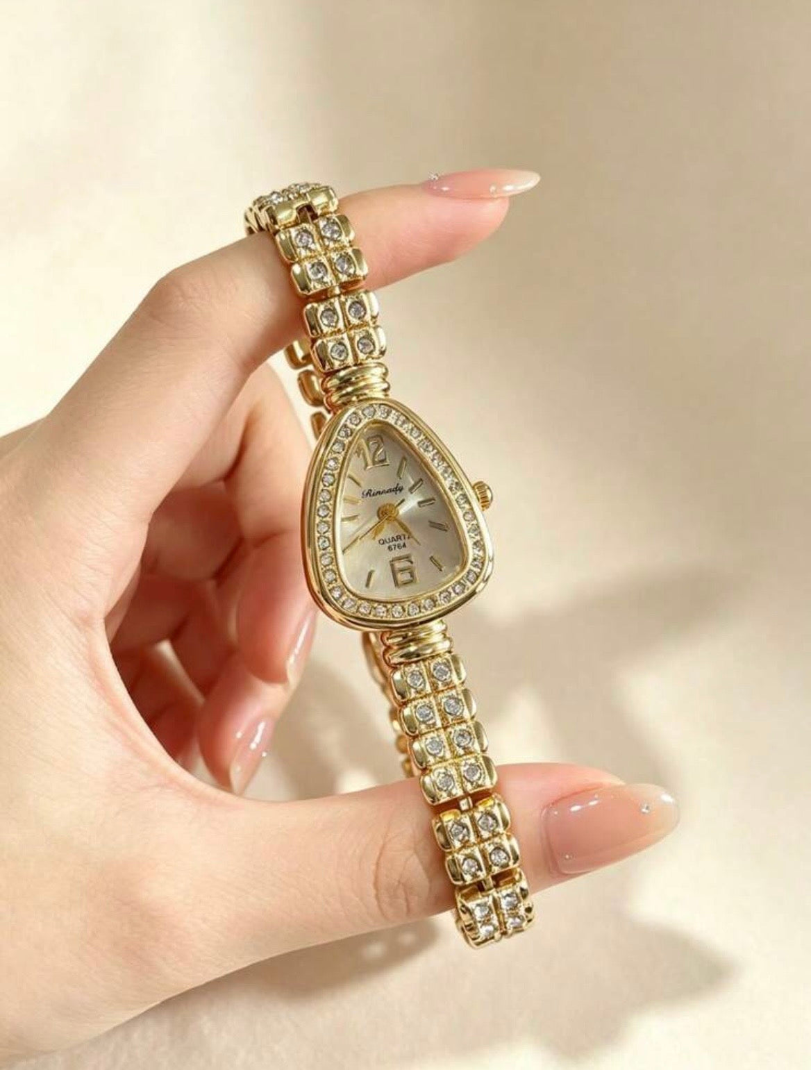 Trendy Elegant Watch | MN Jewels
