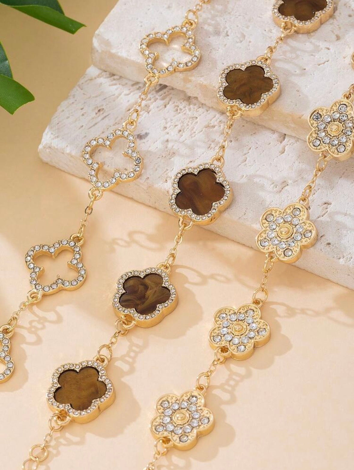 Van Cleef 3pc Rhinestone Embellished ✨