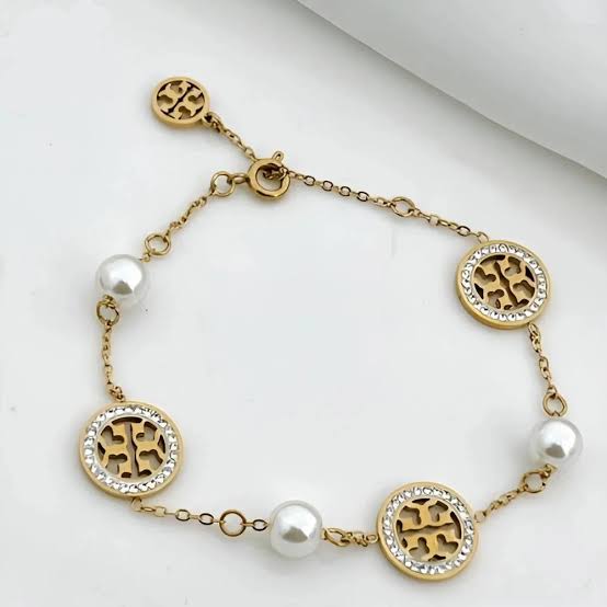 Pearl charm Tory burch bracelet ✨