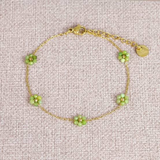 Waterproof Lemon Green Crystal Flower Bracelet ✨