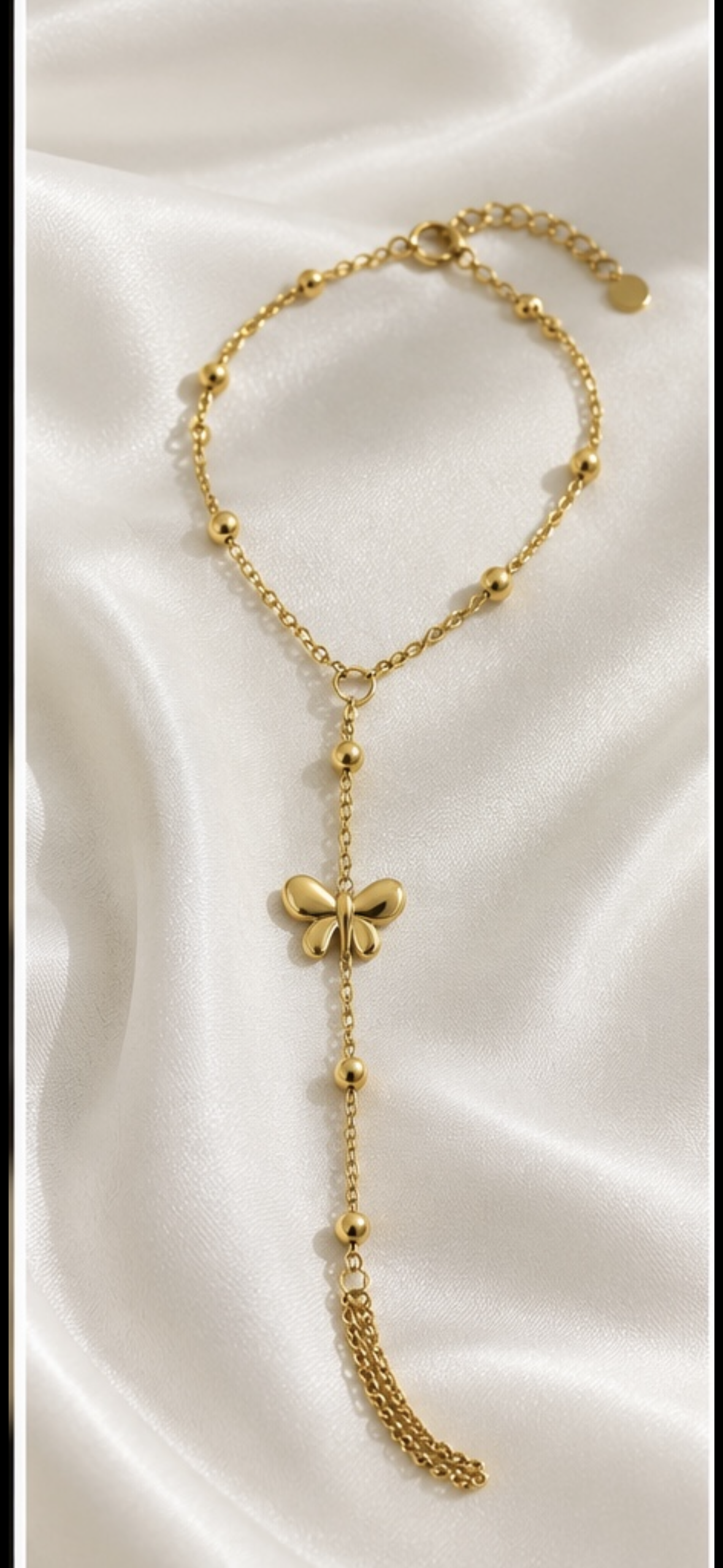 Butterfly Handchain 🤍